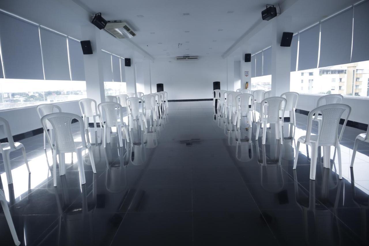 Hotel Blue 66 カリ エクステリア 写真