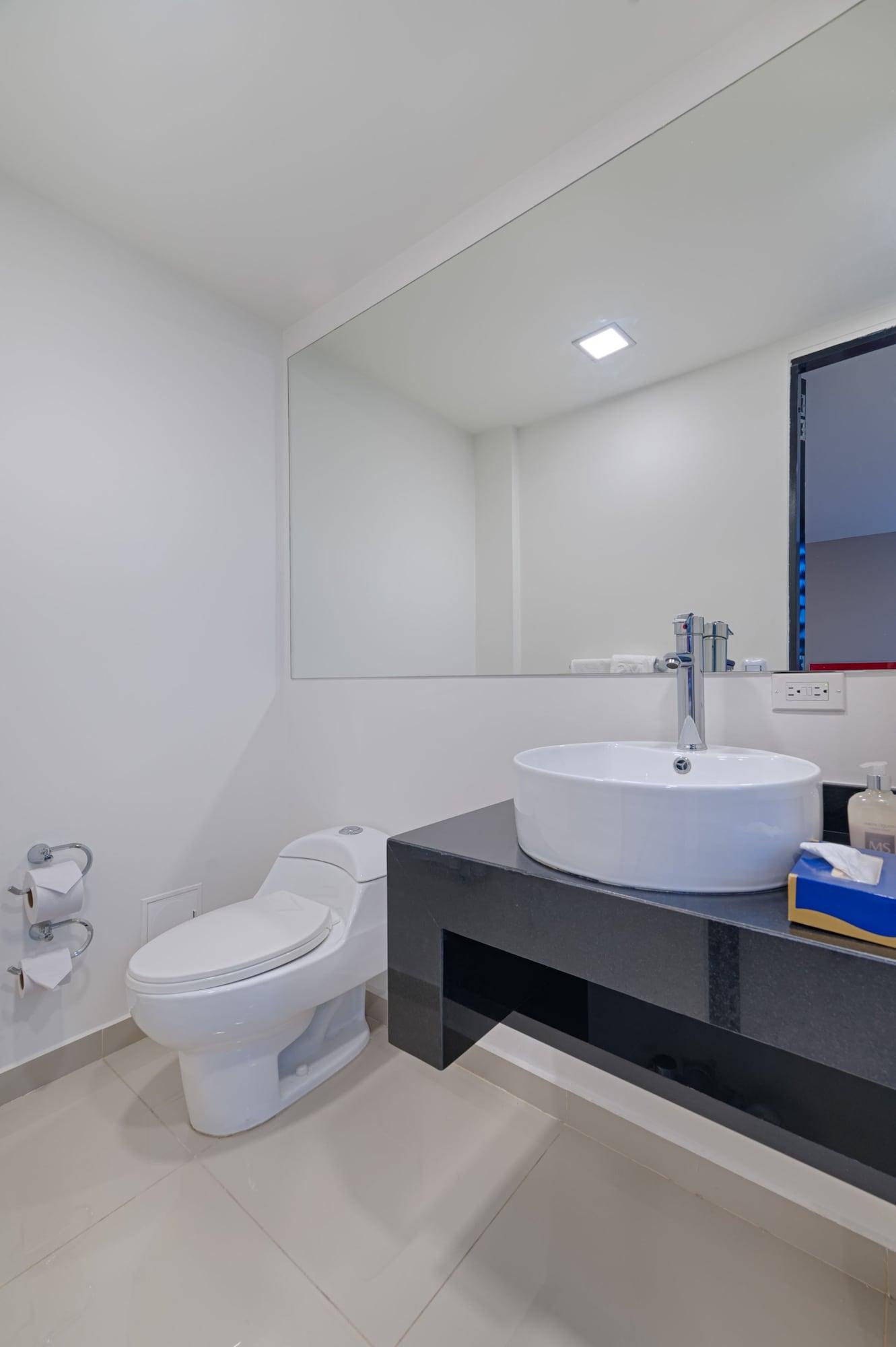 Hotel Blue 66 カリ エクステリア 写真