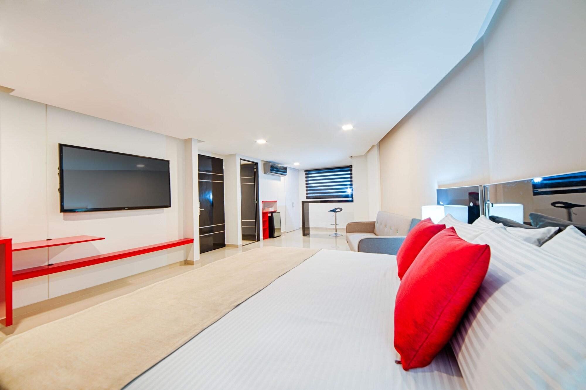 Hotel Blue 66 カリ エクステリア 写真