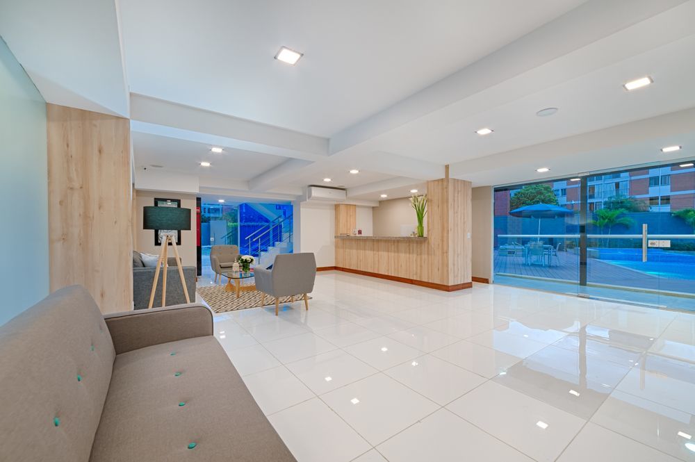 Hotel Blue 66 カリ エクステリア 写真